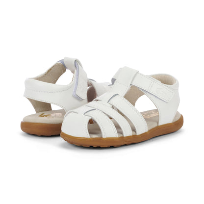 Gloria V White