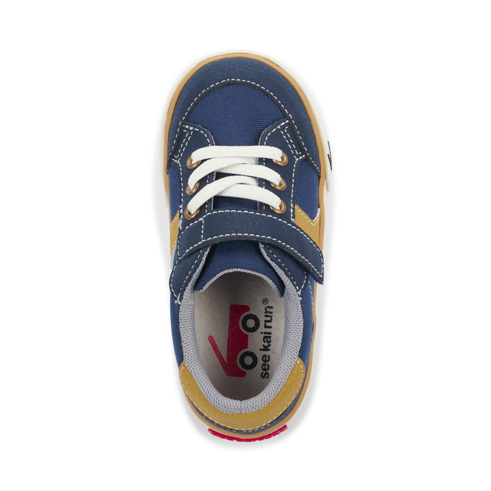 Connor Navy Sneakers