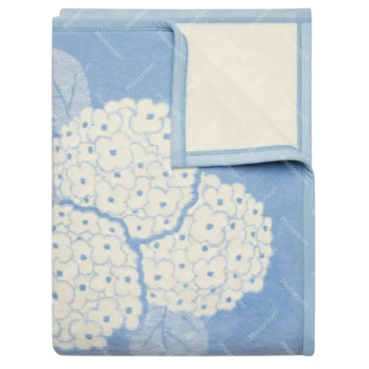 Hydrangeas Bluebell Blanket