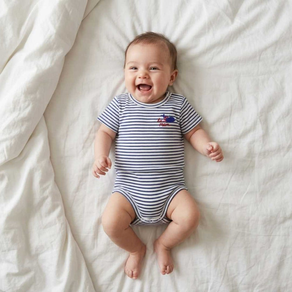 Whale Embroidered Onesie|12877